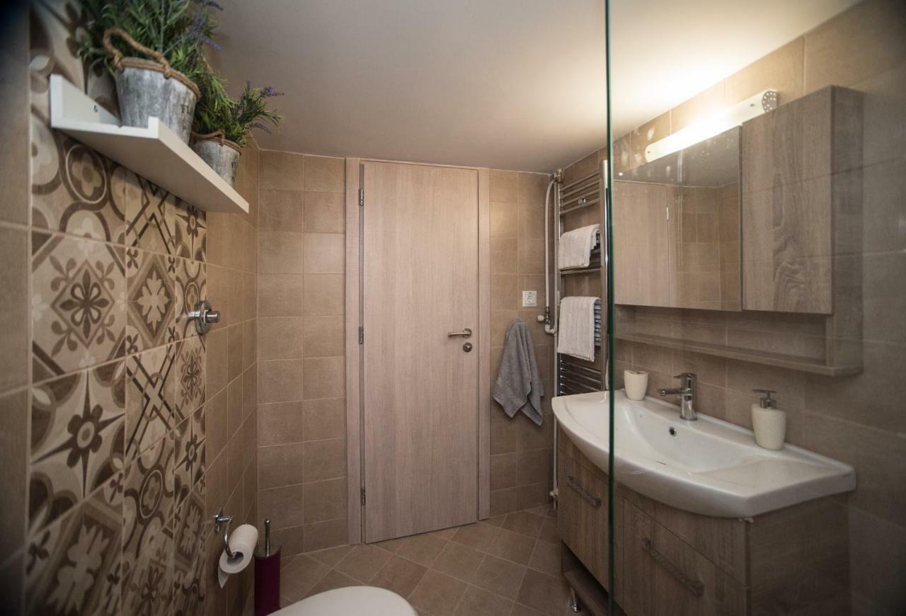 Real Central New Flat - 1' To Metro - Direct Acropolis,Pireus - Best Heating And Cooling System Athen Exterior foto